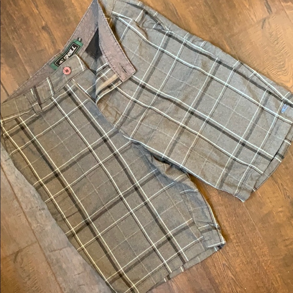 O’Neill men’s gray plaid shorts